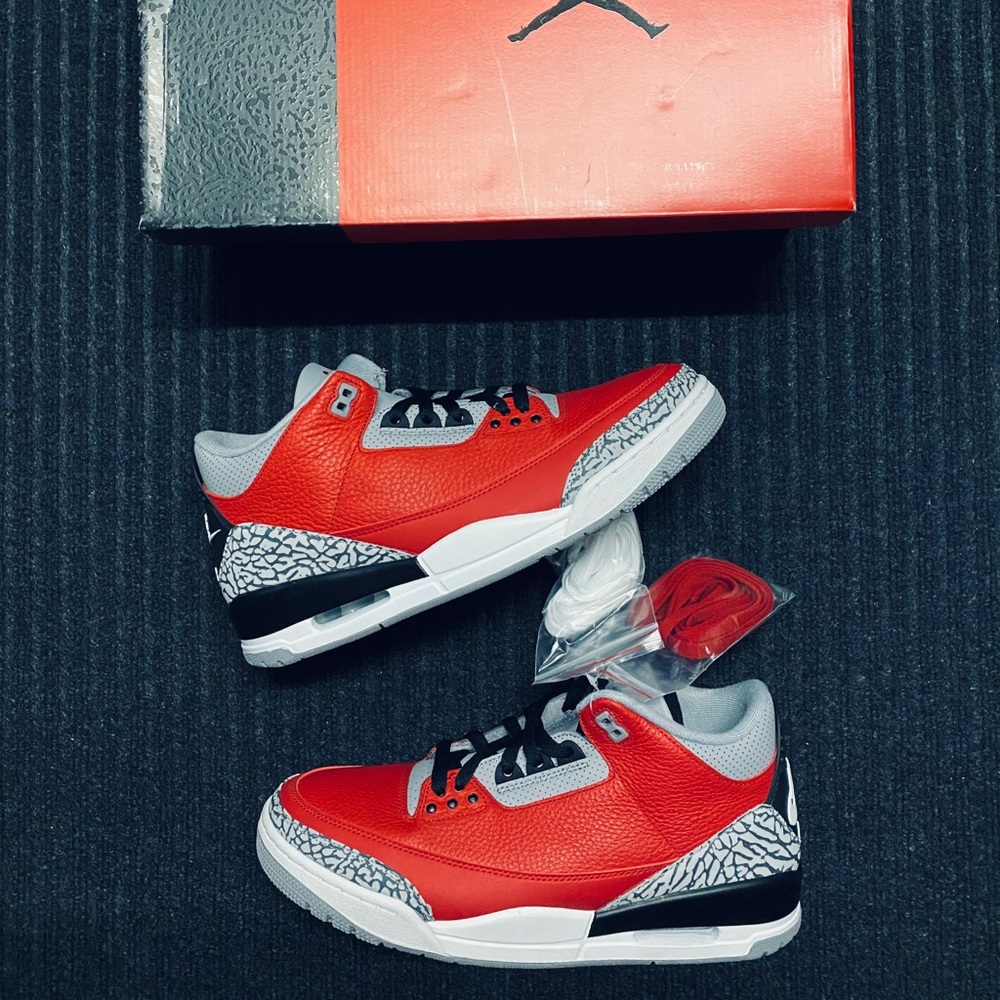 Jordan 3 - Red